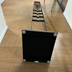 ダイソンスタンドの画像