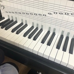 レッスングッズが豊富なピアノ教室です♪新規生徒募集中です♪の画像