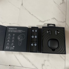 ワイヤレスイヤホンの画像