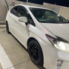 トヨタ プリウスの画像