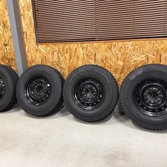 ハイエース純正ホイール　ブリヂストンスタッドレス４本　VL10 の画像