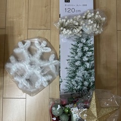 ニトリ　スノークリスマスツリー120cmの画像