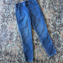 ユニクロ　デニムパンツ　ストレッチありの画像