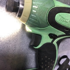 ②マキタ14vインパクトドライバTD131D中古美品オリジナルハウジング、本体のみの画像