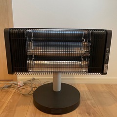  ダイキン　DAIKIN 遠赤外線暖房機　セラムヒートの画像