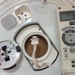 🟨 LEDシーリングライト番号27 Panasonic 2016年製【多機能】 大阪府内全域 配達無料 保管場所での引取りは値引きします の画像