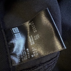 ユニクロ　スキニーパンツ ブラックの画像