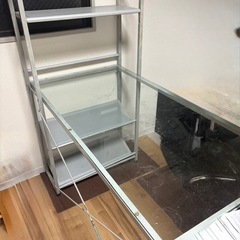 べんきょうづくえ勉強机の画像