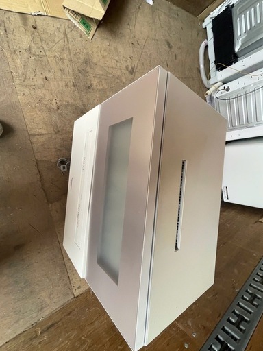 パナソニック 食器洗い乾燥機（シルキーゴールド）【食洗機】【食器洗い機】 Panasonic NP-TH3-N