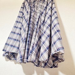 縫い直し少し有りの、2回のみ着用サーキュラースカートの画像