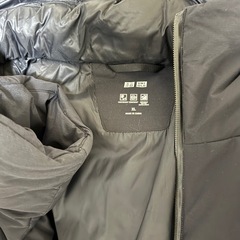 【ユニクロ】黒ダウンXLサイズの画像