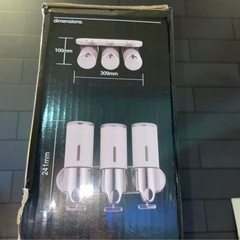 シャンプー・コンディショナー・ボディーソープ　ディスペンサー　ホワイトの画像