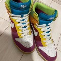 NIKEダンクハイスニーカーの画像