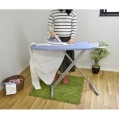 【新品】高さ調整できる　アイロン台の画像