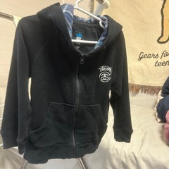 レア　《 stussy 》　キッズ服　100サイズ　パーカー　パイル生地　の画像