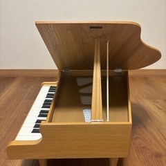カワイ KAWAI ミニ グランドピアノ ナチュラル の画像