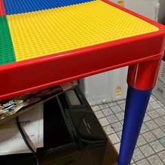 レゴブロック用テーブルの画像