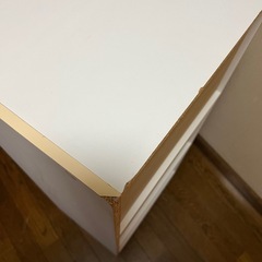 ホワイト・カラーボックスの画像