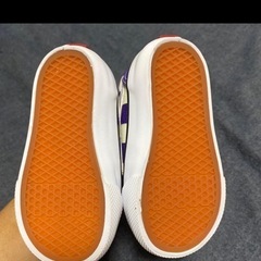 と白のチェック柄スニーカー ベビーシューズ　VANS 12cmの画像