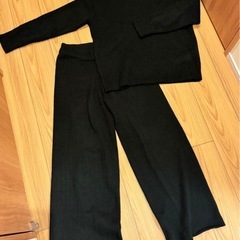 定価3700円 shein ニット　セットアップの画像