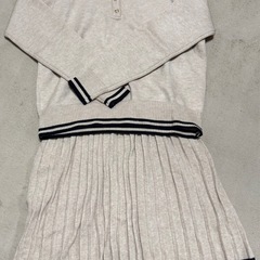 韓国ファッション 韓国風 ベージュ 襟 セットアップ 上下 可愛い ポロシャツ風 スカート ニット プリーツ 清楚 秋冬の画像