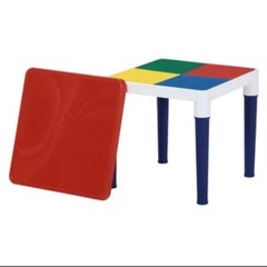 2-IN-1 Building Table & Chairs テーブル&チェアーの画像