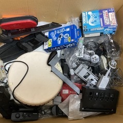 ゲーム周辺機器 専用コントローラー　160サイズ 未チェック ジャンクの画像