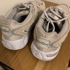 11/24まで　ニューバランス　スニーカー　26cmの画像