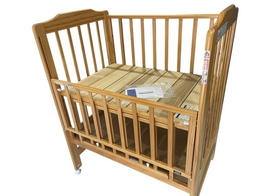 【美品】KATOJI カトージ ベビーベッド ハイシート ゲート開閉