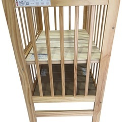 【美品】KATOJI カトージ ベビーベッド ハイシート ゲート開閉の画像