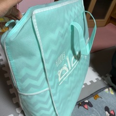 ベビーベッドの画像