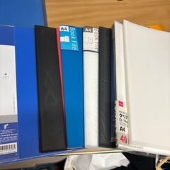 クリヤーブックとバインダーの画像