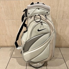 ゴルフバッグ ホワイトの画像