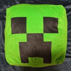 マインクラフト　ダイカットクッション（TNT・クリーパー）の画像