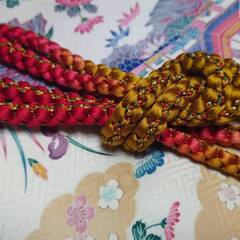 帯締め 振袖 豪華 金 芥子 赤 紅 より房 撚り房 成人式 二十歳 グラデーション 和装小物 金糸 舞台 ステージ 丸組 訪問着 振袖用 発表会の画像