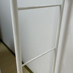 ハンガーラックの画像