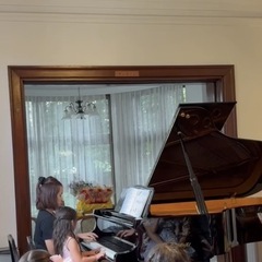 レッスングッズが豊富なピアノ教室です♪新規生徒募集中です♪の画像