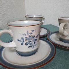 未使用　ノリタケストーンウェアのカップアンドソーサー３客組 口径 8.4㎝の画像