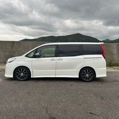 トヨタ ノア Si 7人乗 4WDの画像