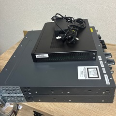 WS-C3750X-24T-L ×2台 C892FJ-K9 ×1台の画像