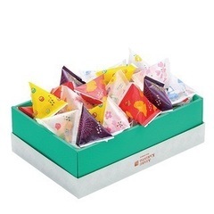 #かりんと#いろは#48袋入り#新品未開封#定価2500円の画像