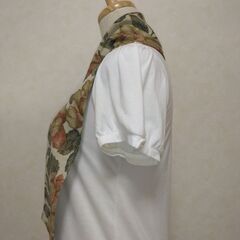 ストール　ベージュ×花③の画像