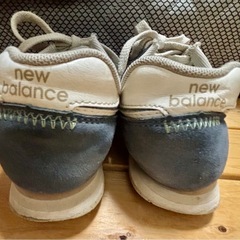 ニューバランス　スニーカー　373 23cmの画像
