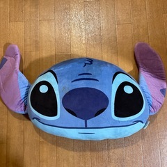 スティッチ　クッションの画像