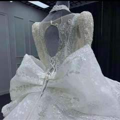 パニエ付き！ウエディングドレス！完全未使用の画像