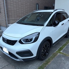 ホンダ フィット 1.5 後期型 e:HEV クロスター （プラチナホワイト・パール）HondaSENSING 純正ナビ TV Bluetooth対応 Bカメラ アダプティブクルーズコントロール LEDヘッドライトの画像