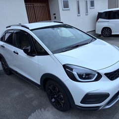 ホンダ フィット 1.5 後期型 e:HEV クロスター （プラチナホワイト・パール）HondaSENSING 純正ナビ TV Bluetooth対応 Bカメラ アダプティブクルーズコントロール LEDヘッドライトの画像