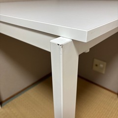 テーブル(ホワイト)の画像