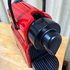 ネスプレッソ 赤 2020年製の画像