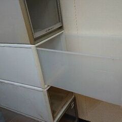 １個500円、押し入れ用衣装収納ケース（引き出し型）奥行き730X幅400X高さ340の画像
